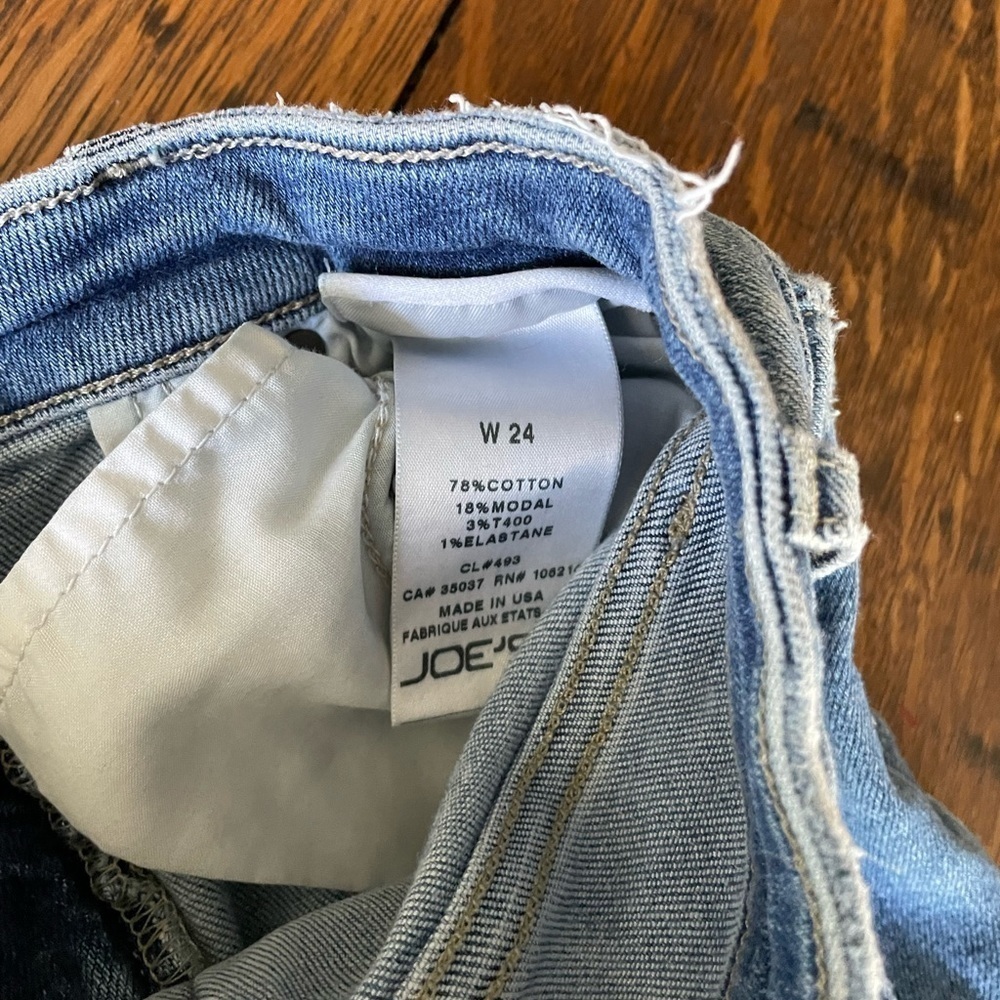 Cute pair of Joes Jeans - Picture 8 of 11